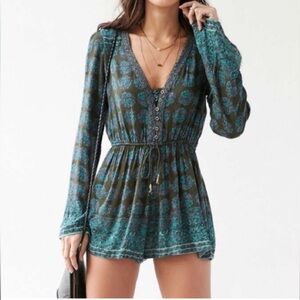 Ecote Teal Floral V-Neck Long Sleeve Romper on Olive Base